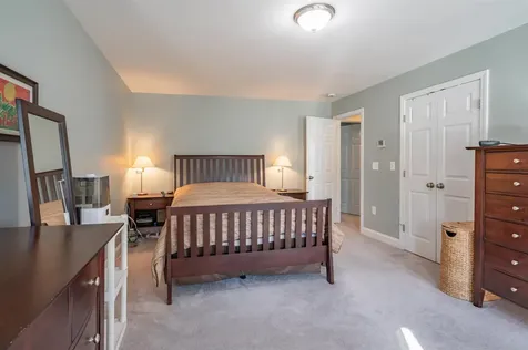 2 Jennifer Drive Nashua NH 03062