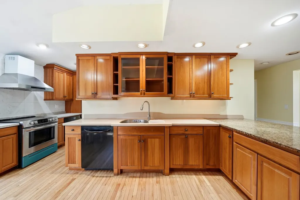 243 Winnacunnet Road Hampton NH 03842