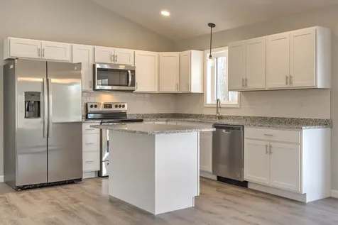 6 Asheley Avenue Hinsdale NH 03451