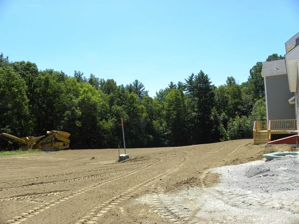 11 Hillside Terrace Danville NH 03819