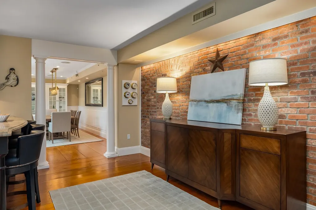 58 State Street Portsmouth NH 03801