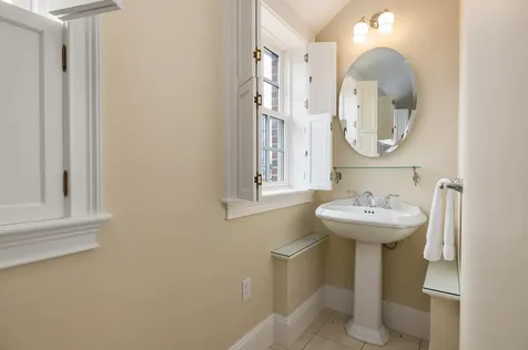 58 State Street Portsmouth NH 03801