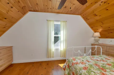 8 Leland Road Effingham NH 03882