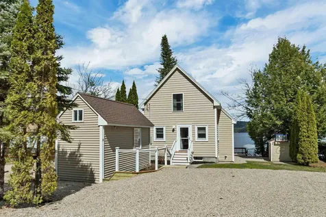 8 Leland Road Effingham NH 03882