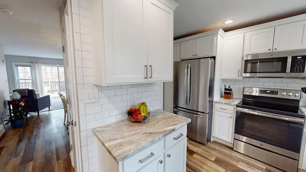 1465 Hooksett Road Hooksett NH 03106