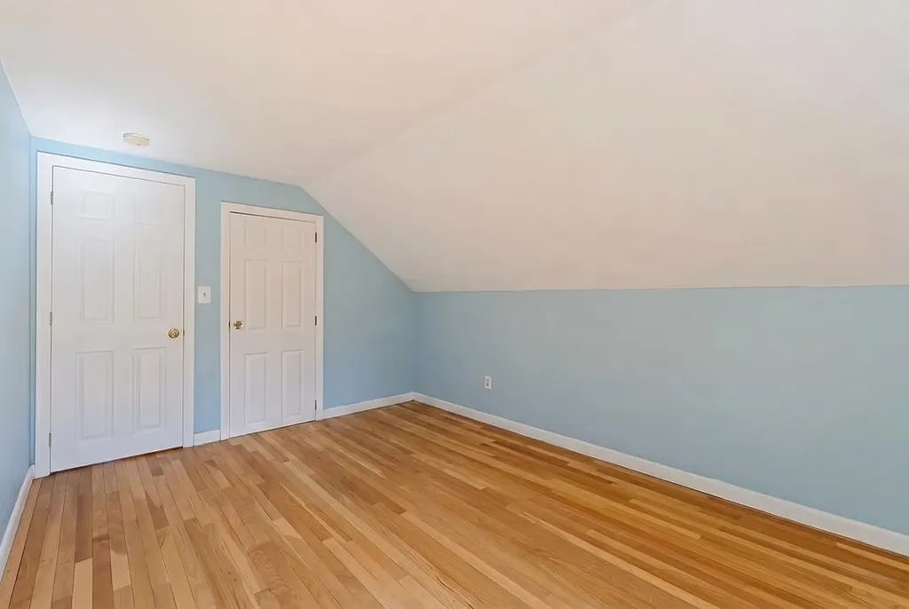2 Shirley Lane Stratham NH 03885