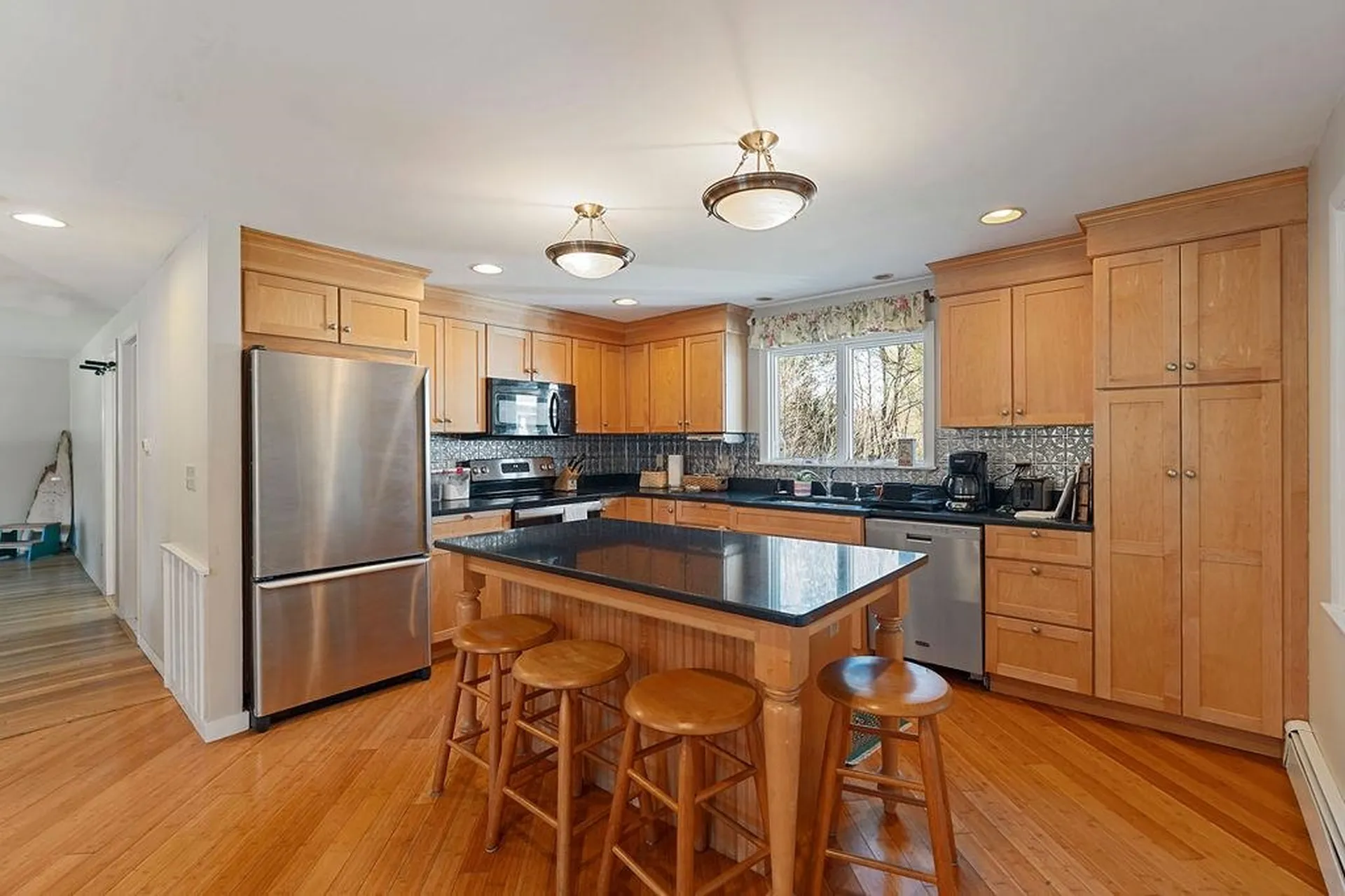 2 Shirley Lane Stratham NH 03885