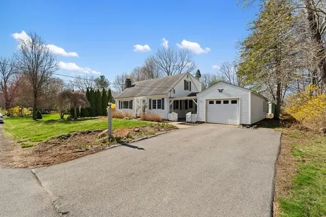 2 Shirley Lane Stratham NH 03885