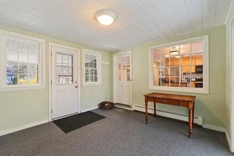 2 Shirley Lane Stratham NH 03885