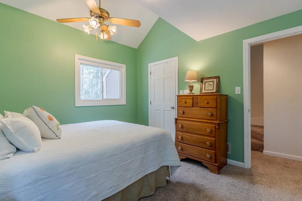 153 Coffin Road Epping NH 03042