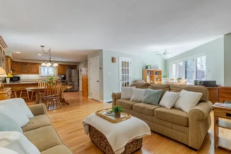 153 Coffin Road Epping NH 03042