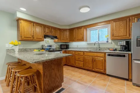 153 Coffin Road Epping NH 03042