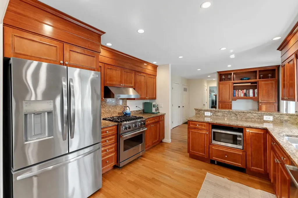 5 Harbor Ridge Road South Burlington VT 05403