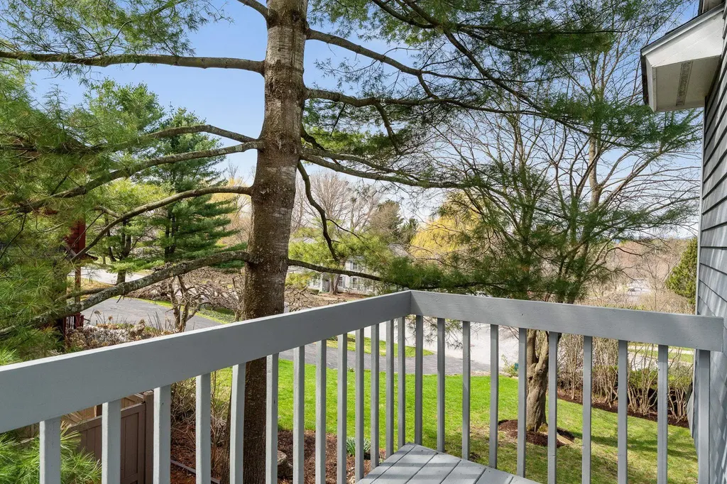 5 Harbor Ridge Road South Burlington VT 05403