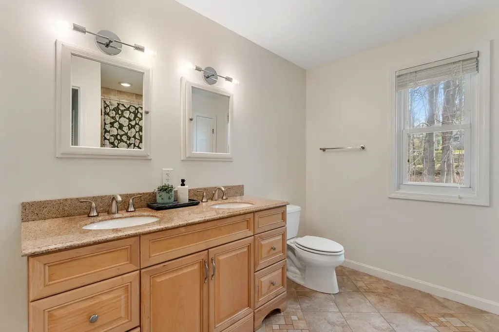 5 Harbor Ridge Road South Burlington VT 05403