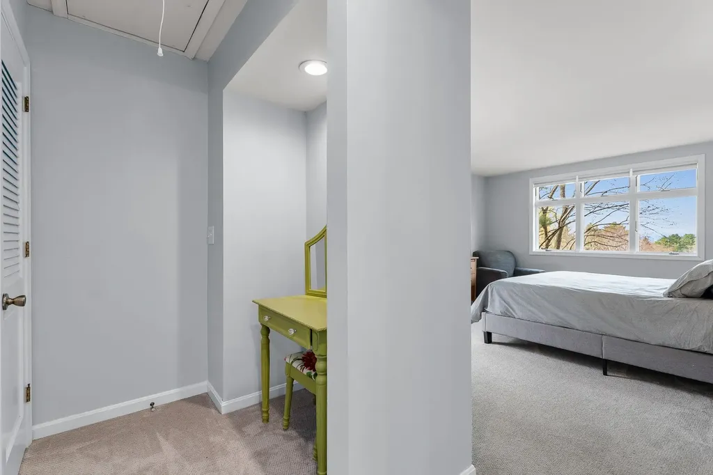 5 Harbor Ridge Road South Burlington VT 05403