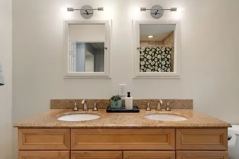 5 Harbor Ridge Road South Burlington VT 05403