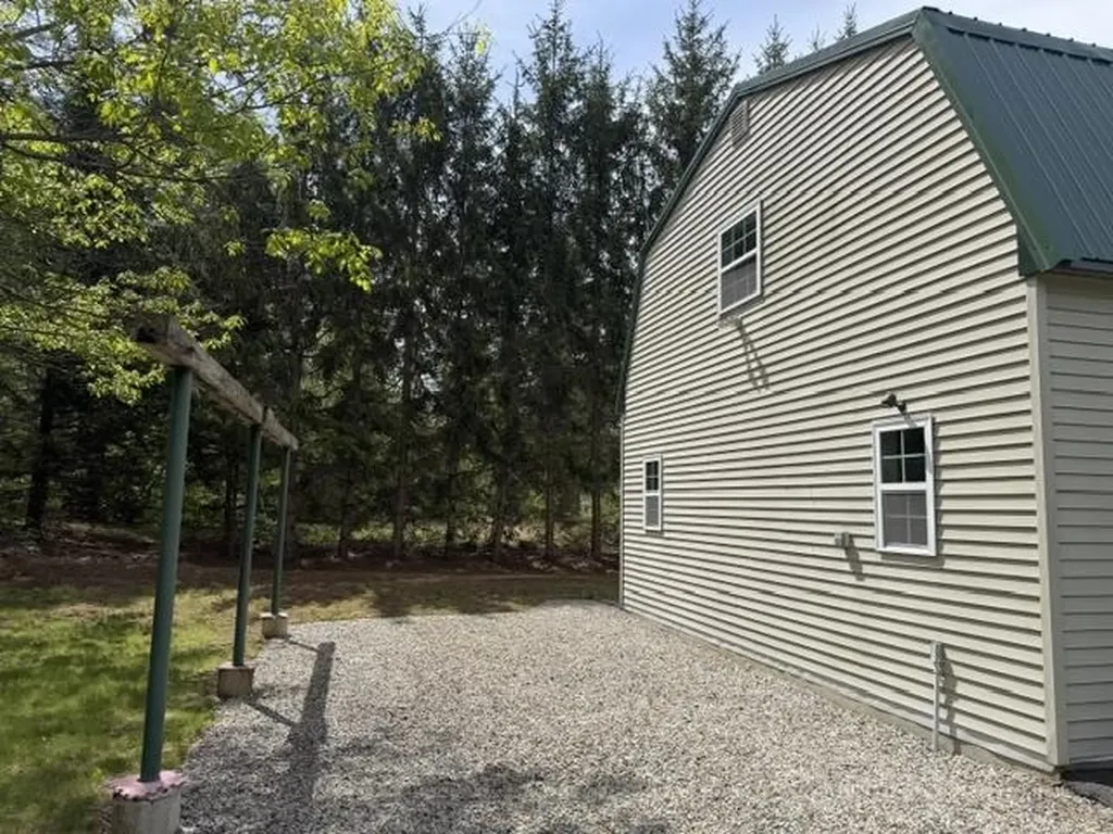 9 Fairway Drive New Hampton NH 03256