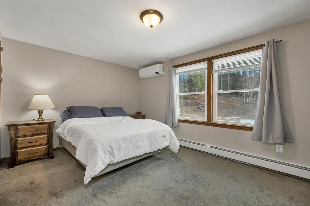 9 Fairway Drive New Hampton NH 03256