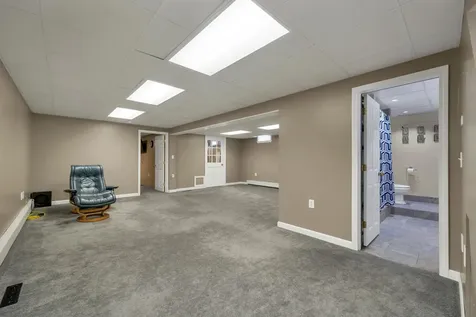 9 Fairway Drive New Hampton NH 03256