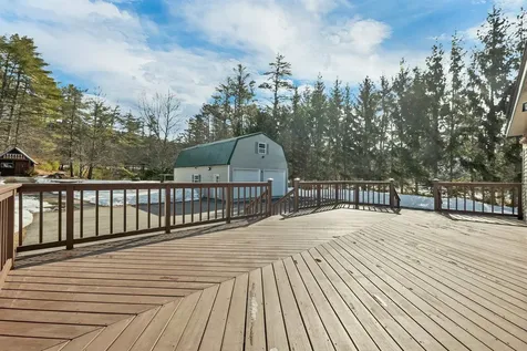 9 Fairway Drive New Hampton NH 03256