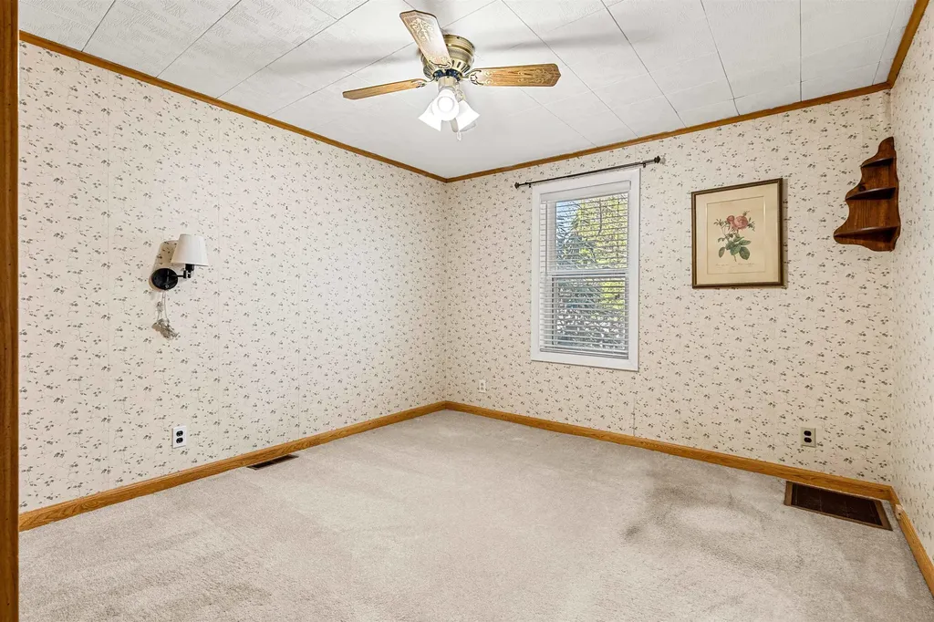 19 Kelly Court Goffstown NH 03045