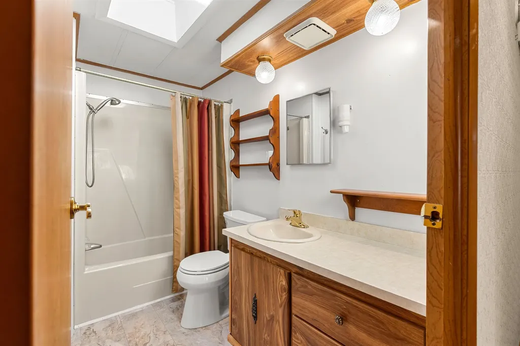 19 Kelly Court Goffstown NH 03045