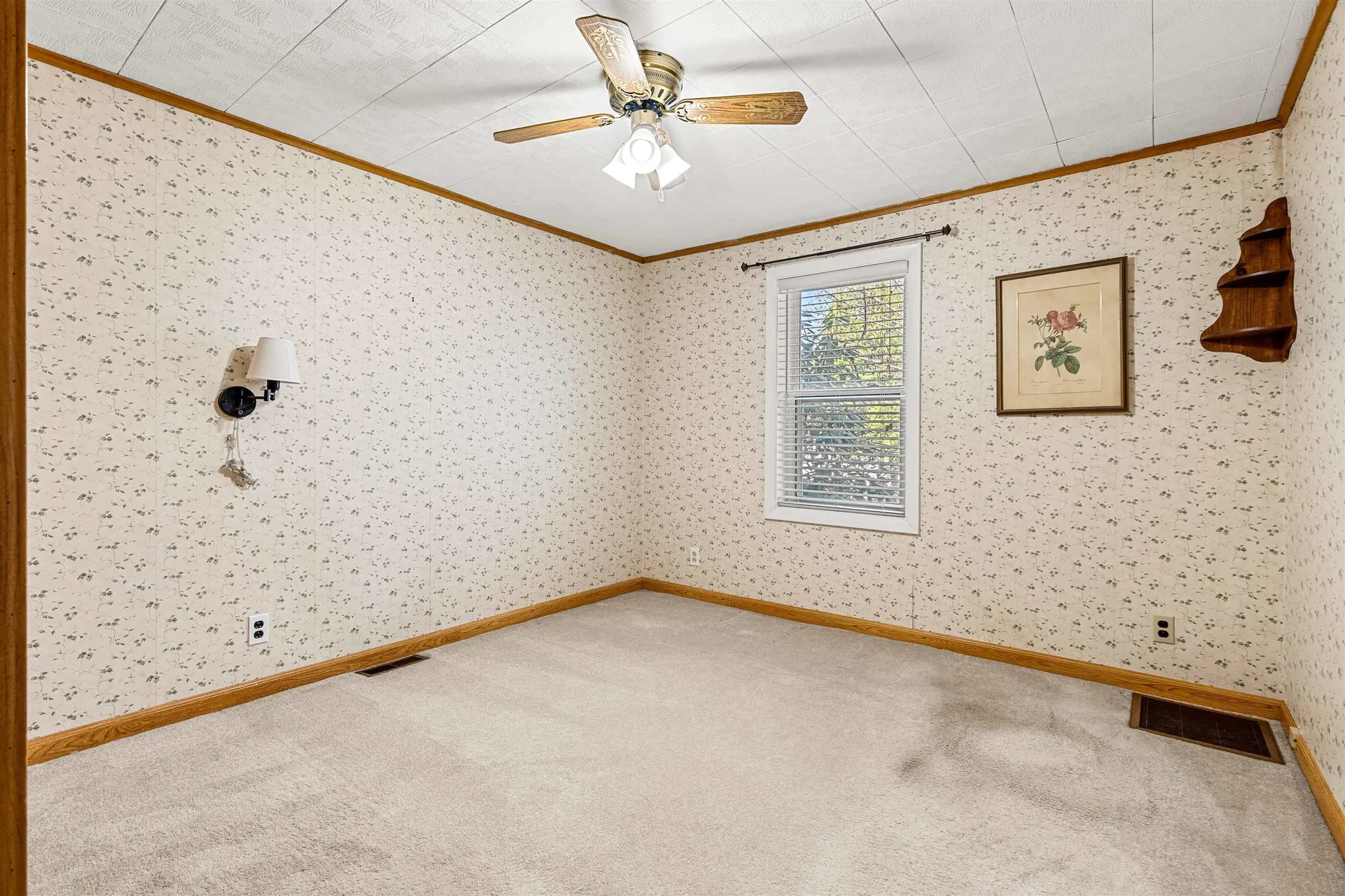 19 Kelly Court Goffstown NH 03045