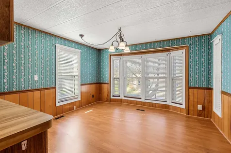 19 Kelly Court Goffstown NH 03045