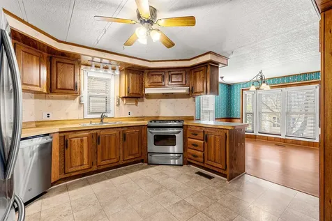 19 Kelly Court Goffstown NH 03045