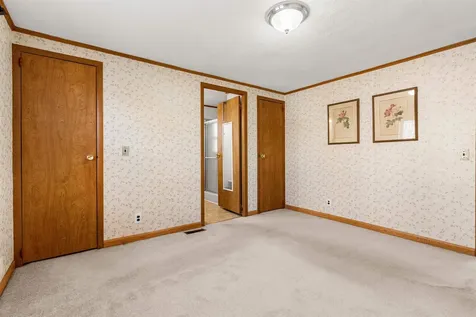 19 Kelly Court Goffstown NH 03045