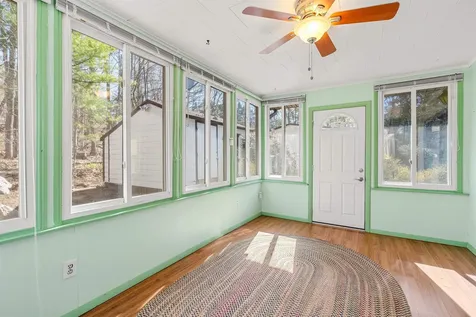 19 Kelly Court Goffstown NH 03045