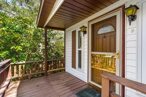 19 Kelly Court Goffstown NH 03045