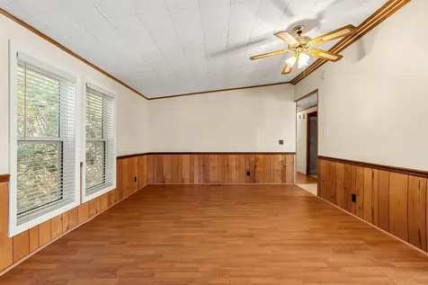 19 Kelly Court Goffstown NH 03045