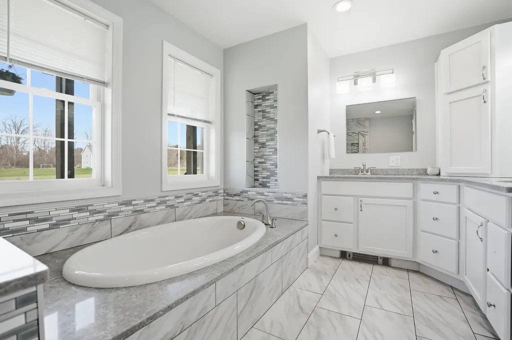 149 Elcy Lane Charlotte VT 05445