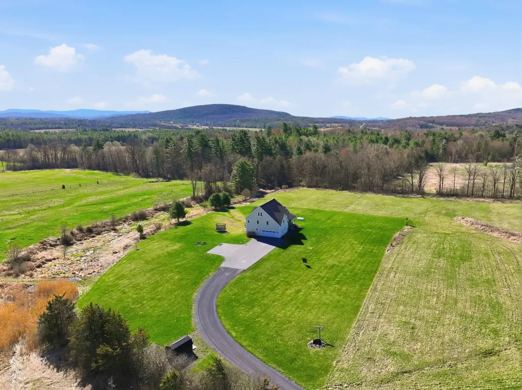 149 Elcy Lane Charlotte VT 05445