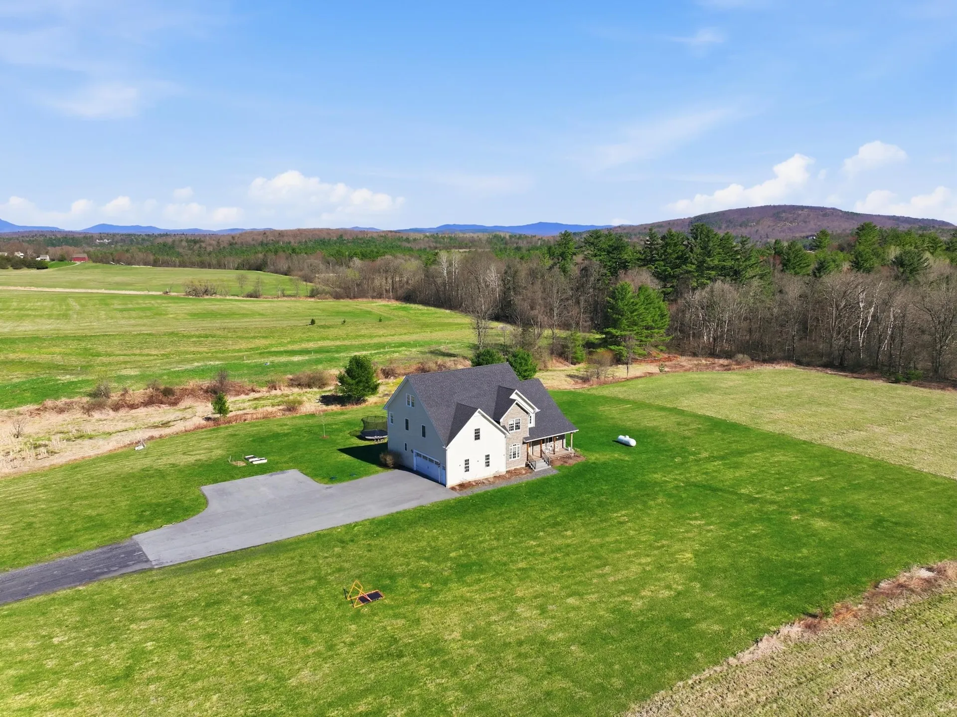 149 Elcy Lane Charlotte VT 05445