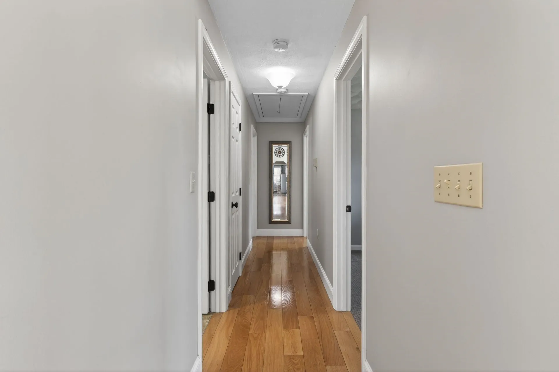 5 Maureen Lane Hudson NH 03051