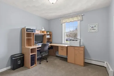 5 Maureen Lane Hudson NH 03051
