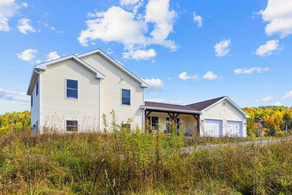 10 Harvest Court Littleton NH 03561