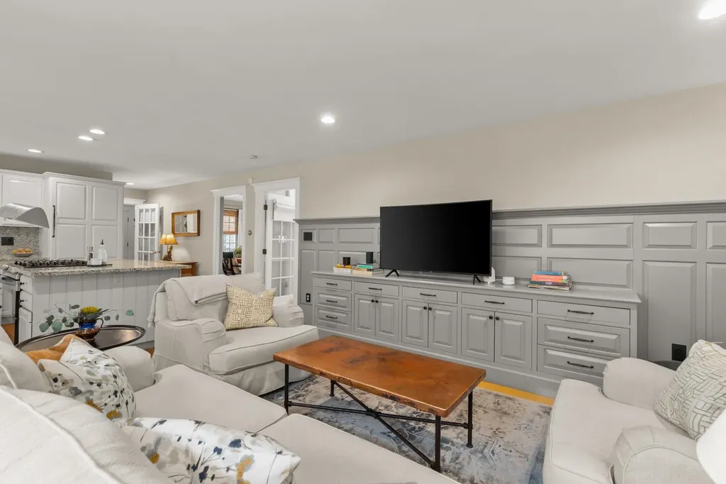 8 Old Seabury Road York ME 03909