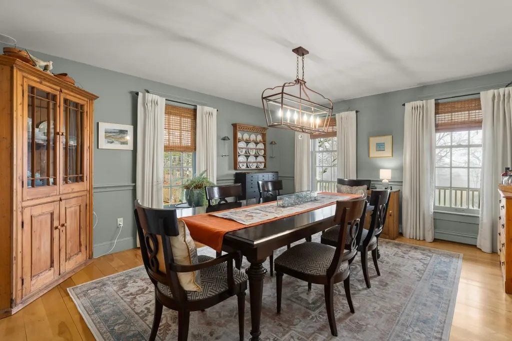 8 Old Seabury Road York ME 03909