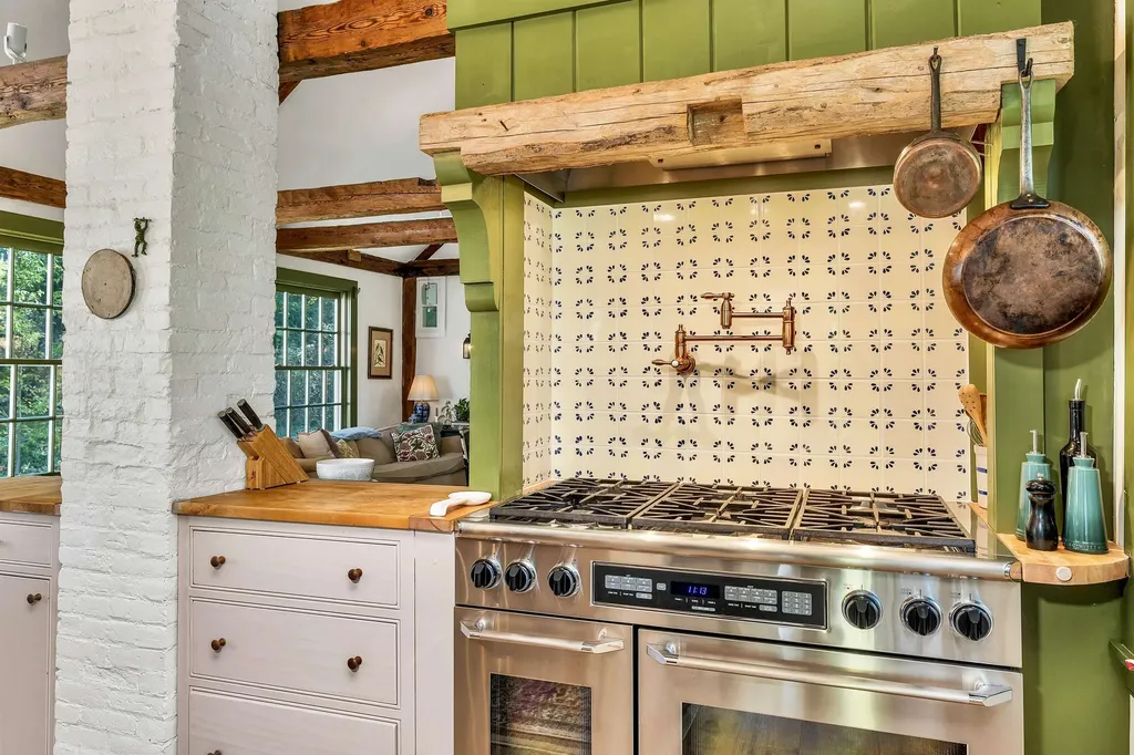 5 Trask Mountain Road Wolfeboro NH 03894