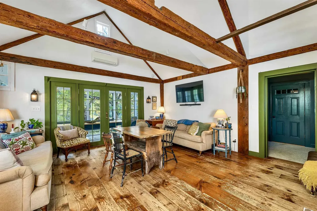 5 Trask Mountain Road Wolfeboro NH 03894