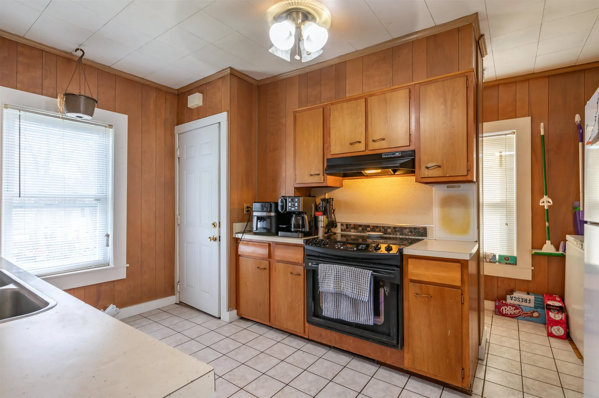 58 Amherst Street Nashua NH 03064