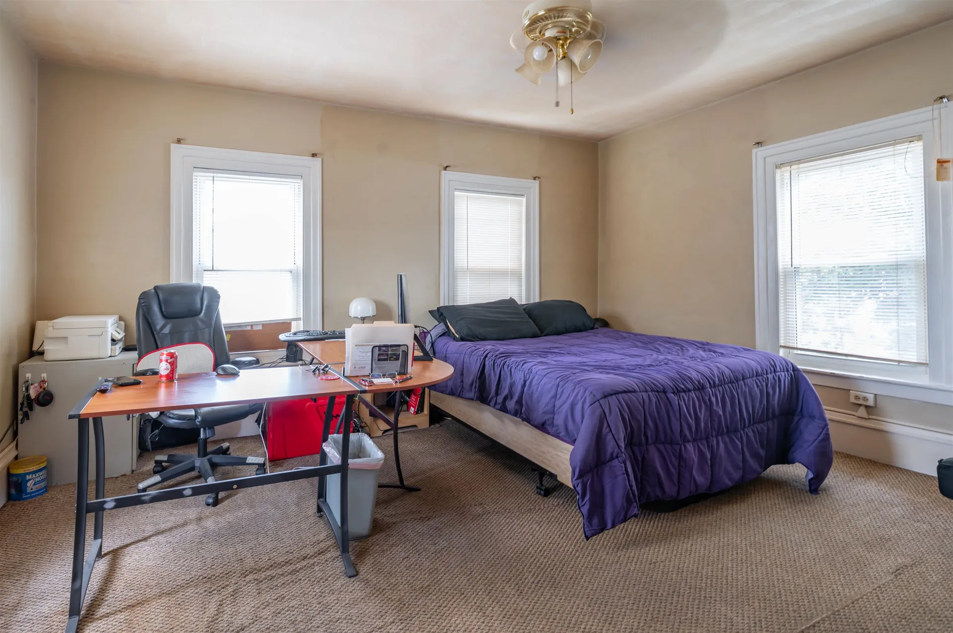 58 Amherst Street Nashua NH 03064