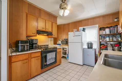 58 Amherst Street Nashua NH 03064