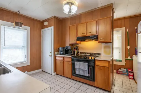 58 Amherst Street Nashua NH 03064