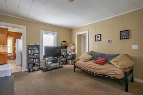58 Amherst Street Nashua NH 03064
