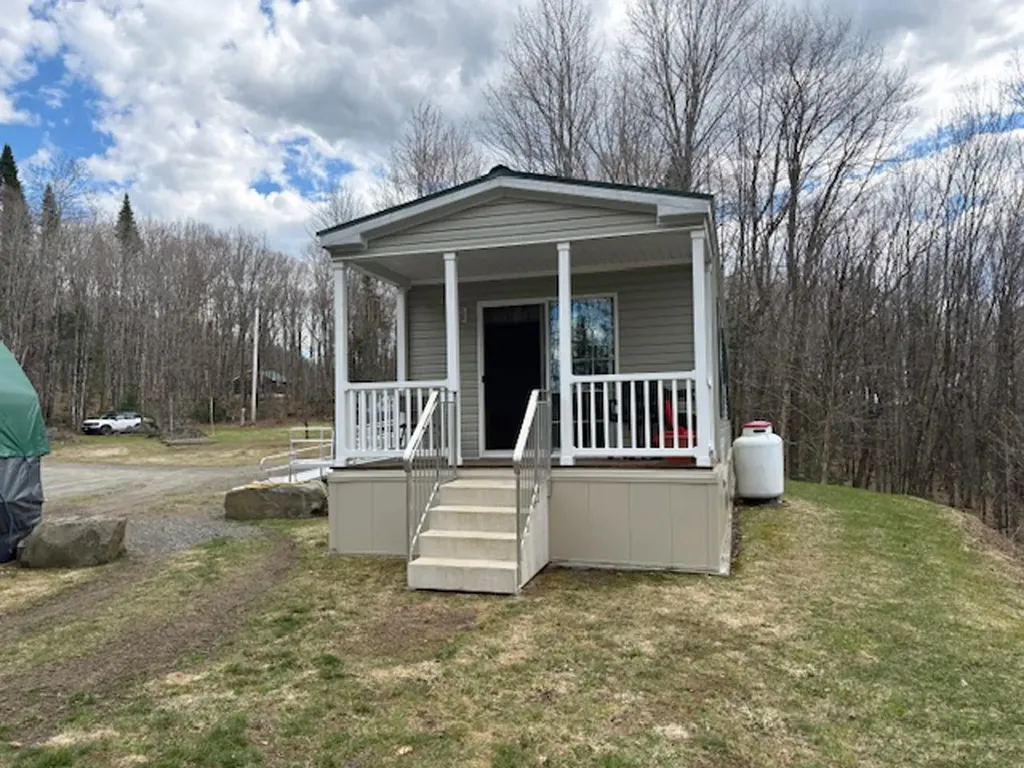 87-89 Sullivan Drive Stewartstown NH 03576
